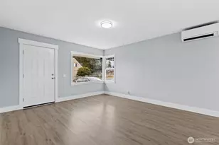 817 114th St S, Tacoma, WA 98444 - Photo 17