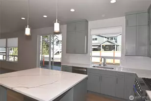 1138 Whidbey St, Bellingham, WA 98229 - Photo 9