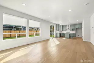 1138 Whidbey St, Bellingham, WA 98229 - Photo 5