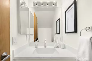 23303 Cedar Way, Mountlake Terrace, WA 98043 - Photo 17