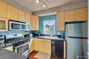 4838 S Chicago St, Seattle, WA 98118 - Photo 9