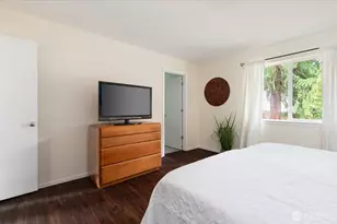 7882 Blakely Ave, Clinton, WA 98236 - Photo 15