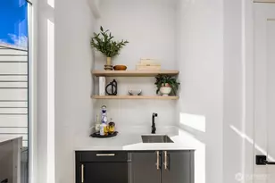 3625 Wallingford Ave N, Seattle, WA 98103 - Photo 25