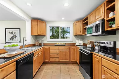 17030 174th Avenue NE, Woodinville, WA 98072 - Photo 11