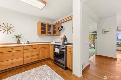 9619 SW 268th Street, Vashon, WA 98070 - Photo 17