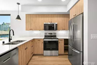 820 N State Street #520, Bellingham, WA 98225 - Photo 5