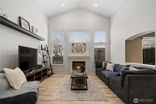 3249 Lois Ln, Enumclaw, WA 98022 - Photo 3