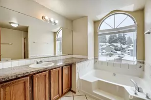 27610 26th Ave S, Federal Way, WA 98003 - Photo 9