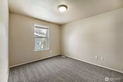 27610 26th Avenue S, Federal Way, WA 98003 - Photo 13