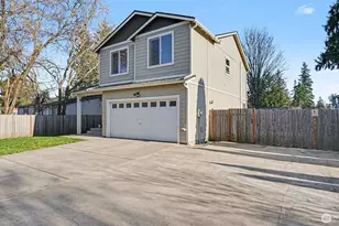 12515 Prairie Ridge Dr E, Bonney Lake, WA 98391 - Photo 3