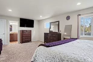 12515 Prairie Ridge Dr E, Bonney Lake, WA 98391 - Photo 11