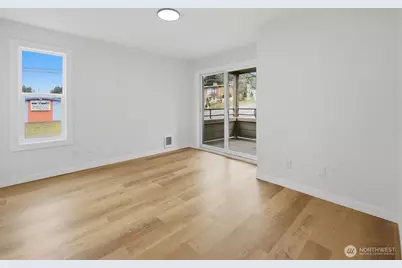 3233 NE 12th Street #201, Renton, WA 98056 - Photo 7