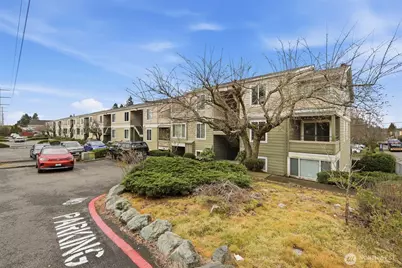 3233 NE 12th Street #201, Renton, WA 98056 - Photo 13