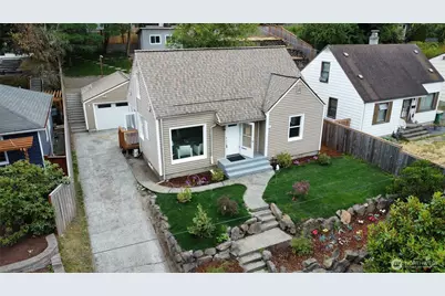 7353 29th Avenue SW, Seattle, WA 98126 - Photo 1