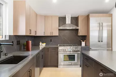 13163 93rd Avenue NE, Kirkland, WA 98034 - Photo 9