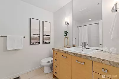 10595 NE 12th Place #102, Bellevue, WA 98004 - Photo 15