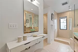 10595 NE 12th Pl, Bellevue, WA 98004 - Photo 25