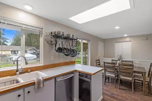 5827 145th St NE, Marysville, WA 98271 - Photo 7