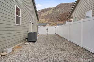 436 Hammond Ln, Rock Island, WA 98850 - Photo 31