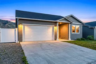 436 Hammond Ln, Rock Island, WA 98850 - Photo 3