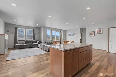 436 Hammond Lane, Rock Island, WA 98850 - Photo 11