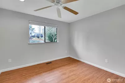 16825 17th Avenue SE, Bothell, WA 98012 - Photo 17