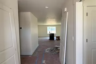 122 Salmon Dr, Wenatchee, WA 98801 - Photo 3