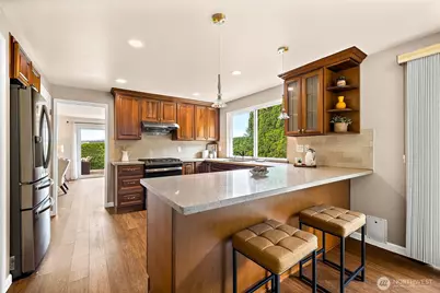 10602 NE 60th Street, Kirkland, WA 98033 - Photo 13