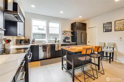 2014 E Pine Street #B, Seattle, WA 98122 - Photo 5