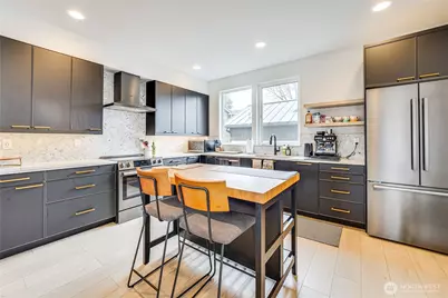 2014 E Pine Street #B, Seattle, WA 98122 - Photo 7