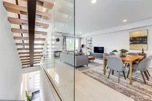 2014 E Pine St, Seattle, WA 98122 - Photo 13