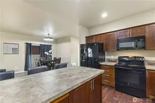 4241 Q St NE, Auburn, WA 98002 - Photo 13