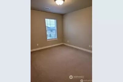 18555 97th Avenue Ct E, Puyallup, WA 98375 - Photo 29