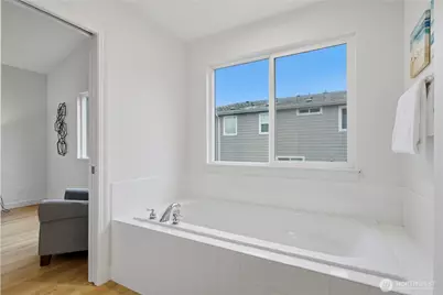 8833 NE 178th Street, Bothell, WA 98011 - Photo 23