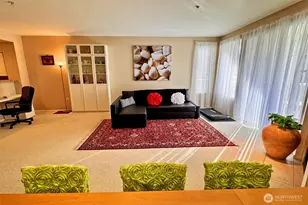 2220 132nd Ave SE, Bellevue, WA 98005 - Photo 9