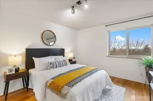 732 11th Ave E, Seattle, WA 98102 - Photo 21