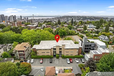 732 11th Avenue E #404, Seattle, WA 98102 - Photo 29