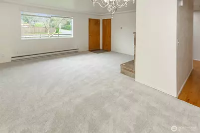 2230 Mountain View Avenue W, Tacoma, WA 98466 - Photo 3