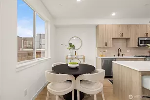 6546 C Latona Ave NE, Seattle, WA 98115 - Photo 7