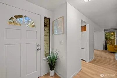 18429 20th Drive SE, Bothell, WA 98012 - Photo 3