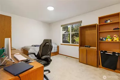 27630 NE Quail Creek Drive, Redmond, WA 98053 - Photo 25