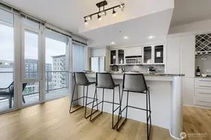 76 Cedar St, Seattle, WA 98121 - Photo 5