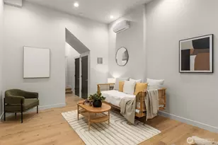 1104 B 34th Ave, Seattle, WA 98122 - Photo 3