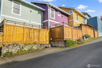 112 22nd Avenue #B, Seattle, WA 98122 - Photo 29