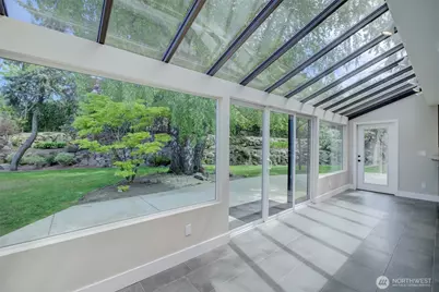 9160 NE 19th Street, Clyde Hill, WA 98004 - Photo 9