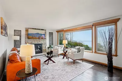 6111 Hawthorne Terrace NE NE, Tacoma, WA 98422 - Photo 5