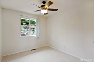 6111 Hawthorne Terrace NE NE, Tacoma, WA 98422 - Photo 15