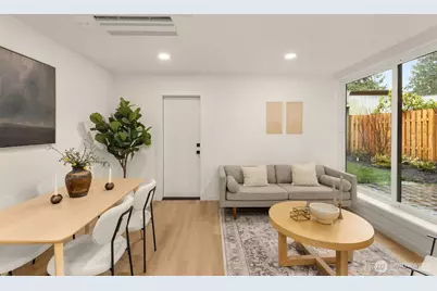 14035 Densmore Avenue N, Seattle, WA 98133 - Photo 11