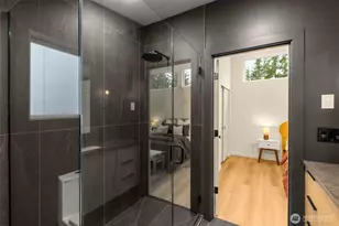 14035 Densmore Ave N, Seattle, WA 98133 - Photo 17