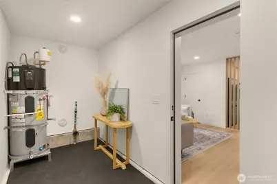 14035 Densmore Avenue N, Seattle, WA 98133 - Photo 25